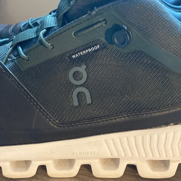 On Running cloud Hi Fir-Umber 9 waterproof Athletic Shoes - Picture 9 of 16